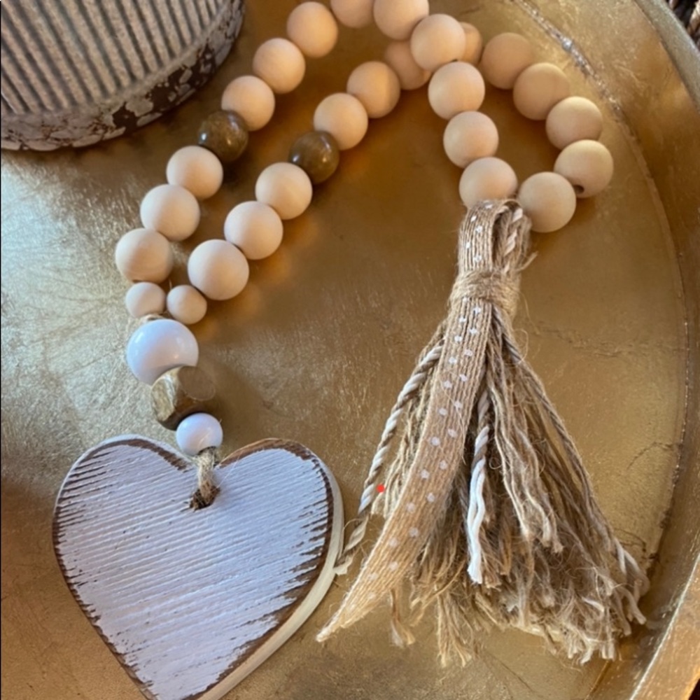 NEW Home Decor, Garland, Brand New
